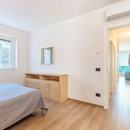 Apartament Blumare Diano Marina